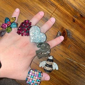 6 blingy stretch rings